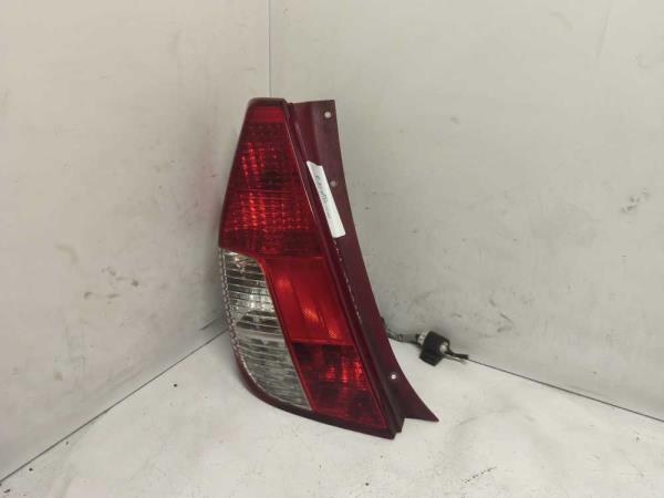 FEU ARRIERE GAUCHE HYUNDAI - Vue 1